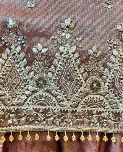 Mehrvielle Farshi Suit