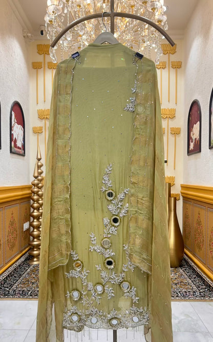 Mehira Banarasi Noor Suit (Green)