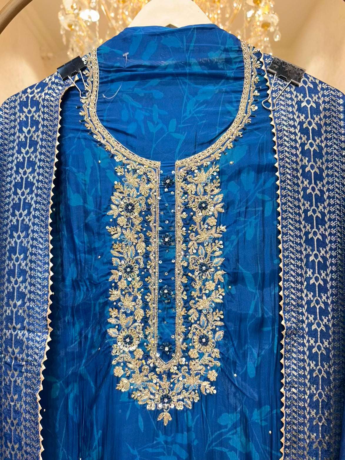 Arzini Silk Riwayat Suit (Blue)