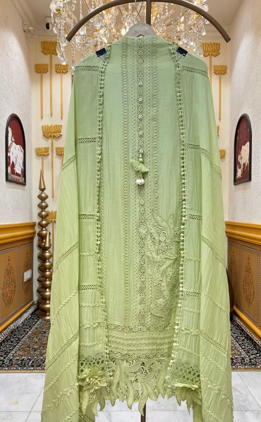 Aamira Dori Moti Mul Suit