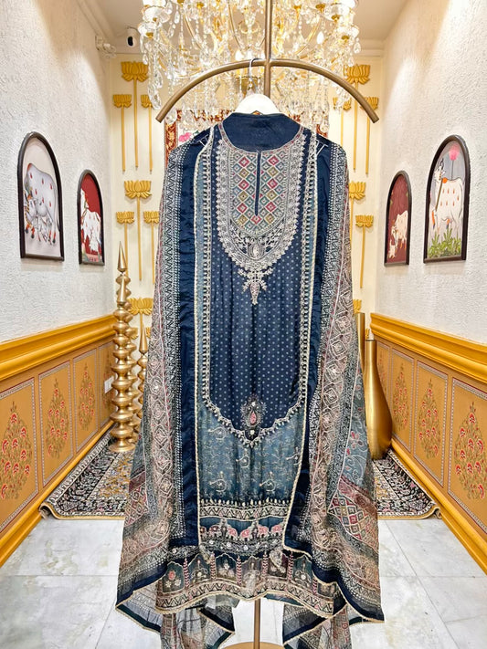 Zareenah Zari Flow Suit (Green)