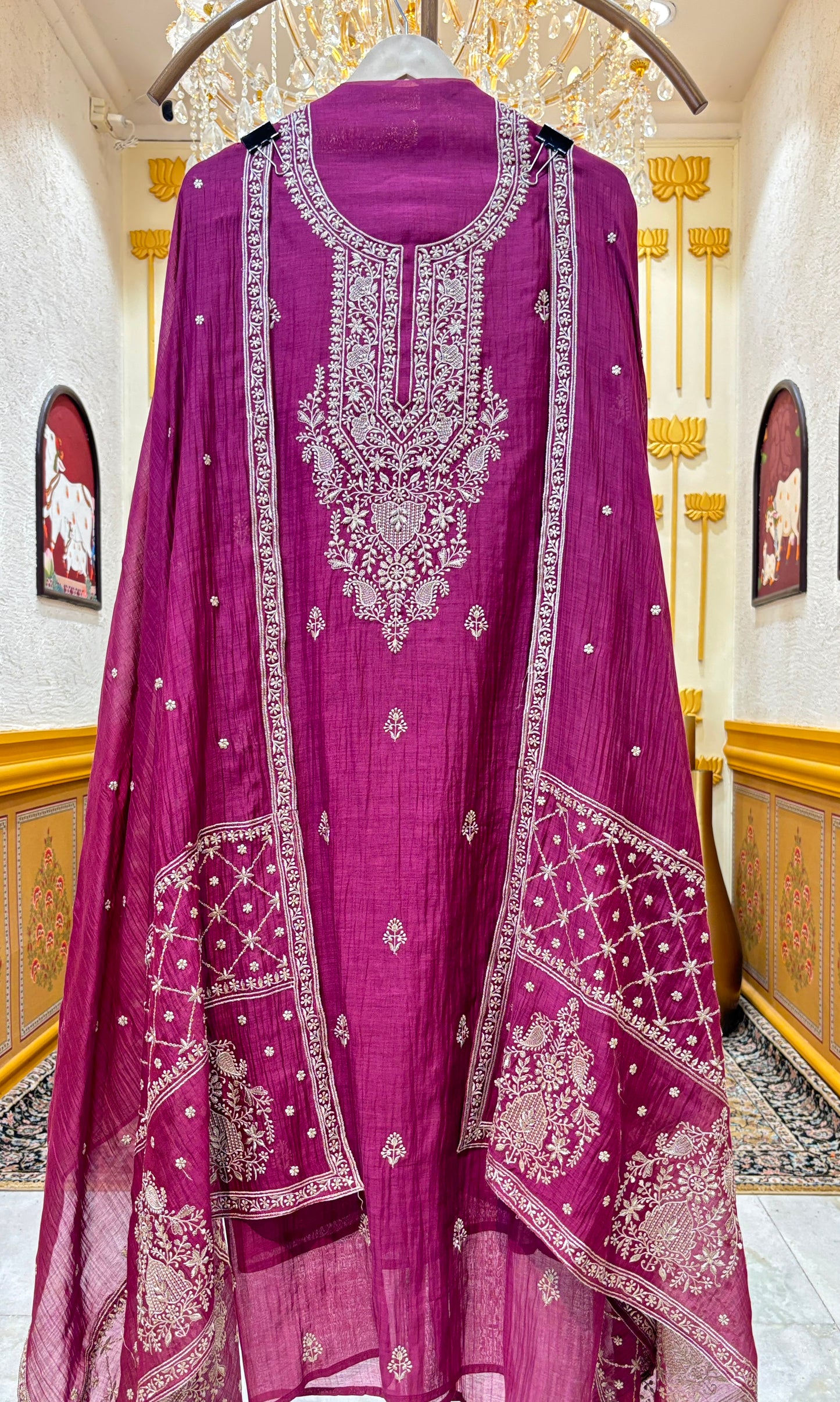 Sutrika Mul Suit