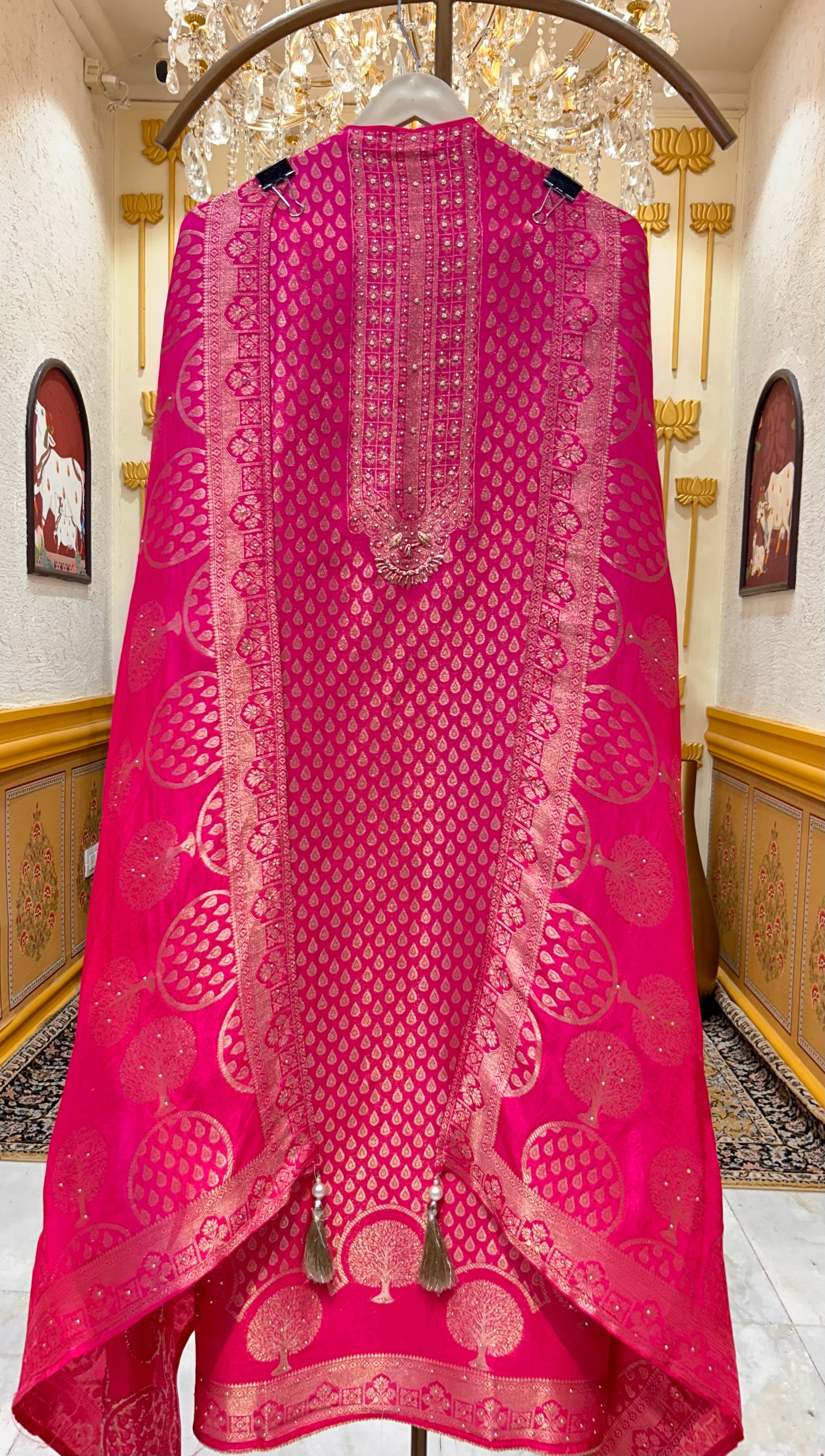 Riwaayat Banaras Suit