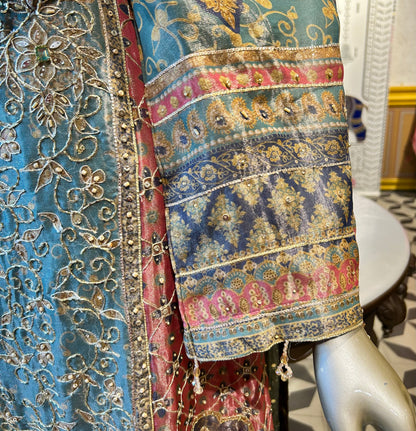 Vaanyara Anarkali Set
