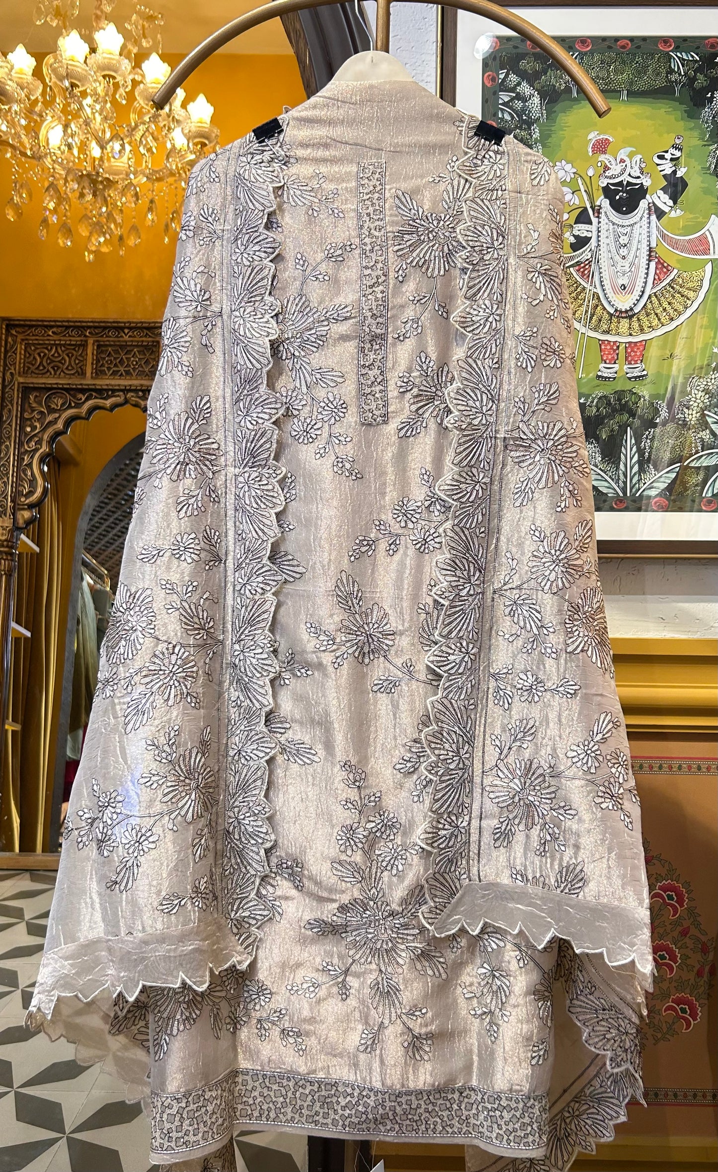 Luméra Threadé Tissue Organza Suit