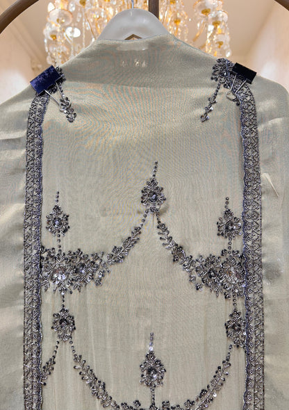 Elanora Royale Suit
