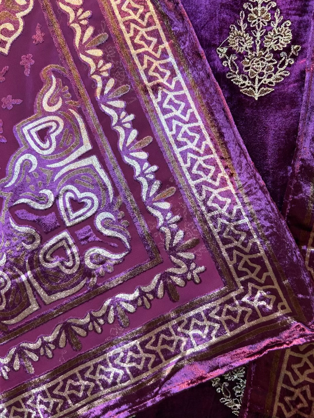 Zarbella Velvet Suit (Purple)
