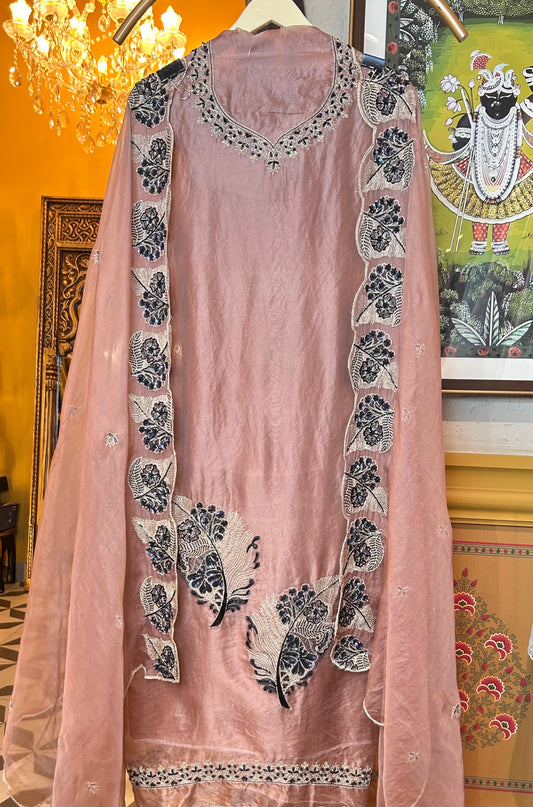 Zunairah Organza Suit (Rust)