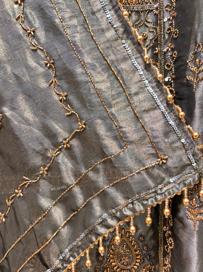 Noor Éclat Couture Suit