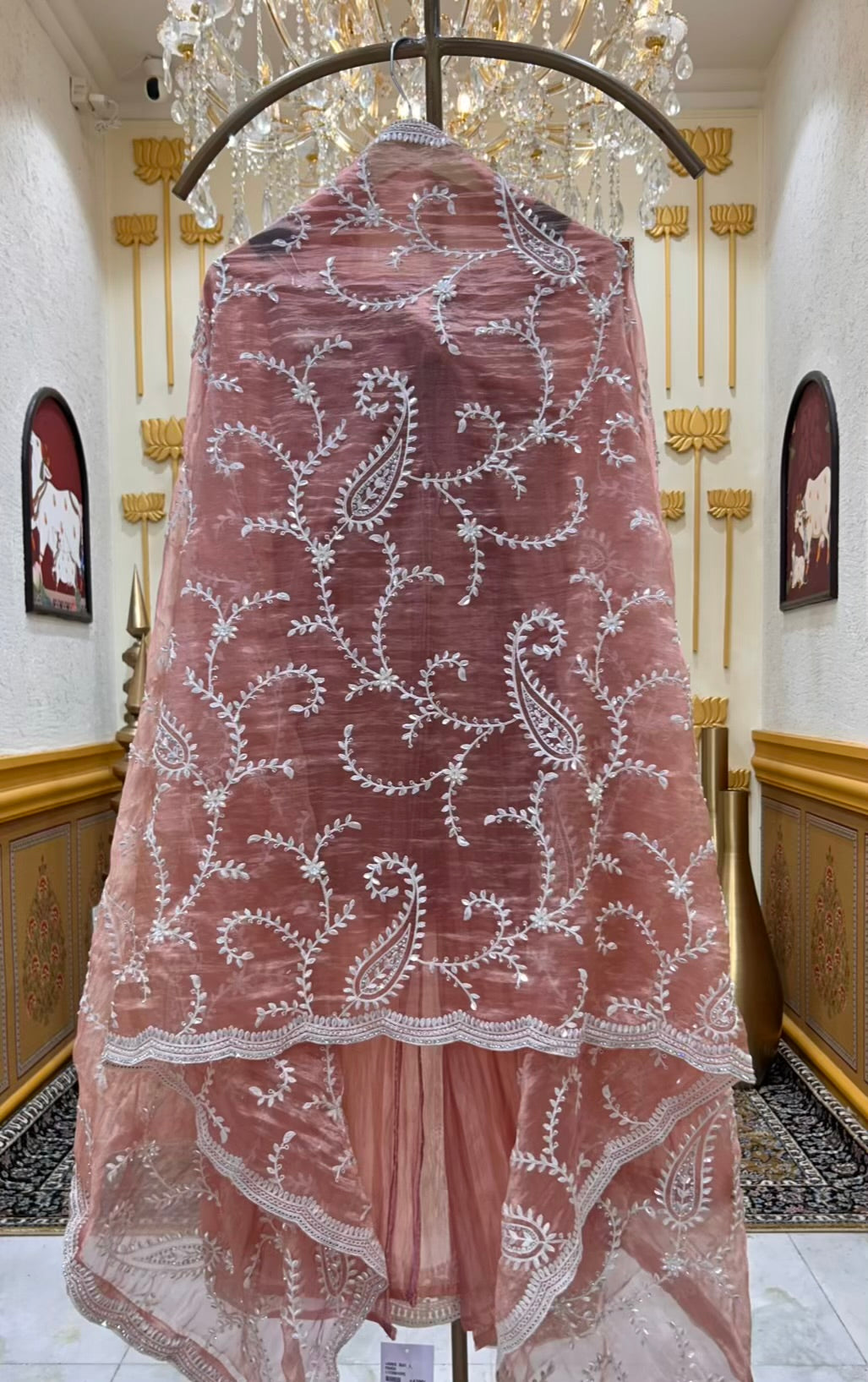 Naayra Karigari Élan Suit (Peach)