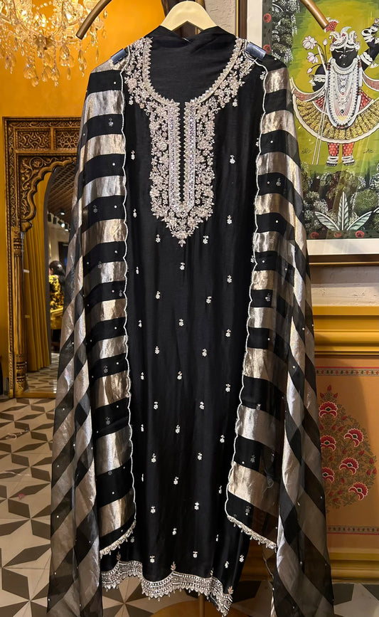 Ziya-e-Gulzaar (Black)