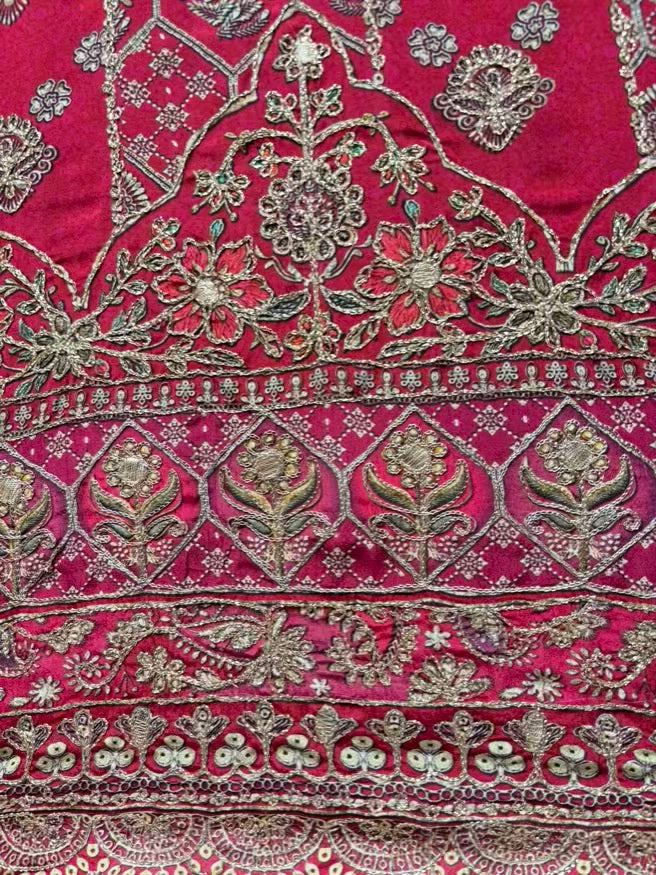 Kiara Zari Crepe Suit