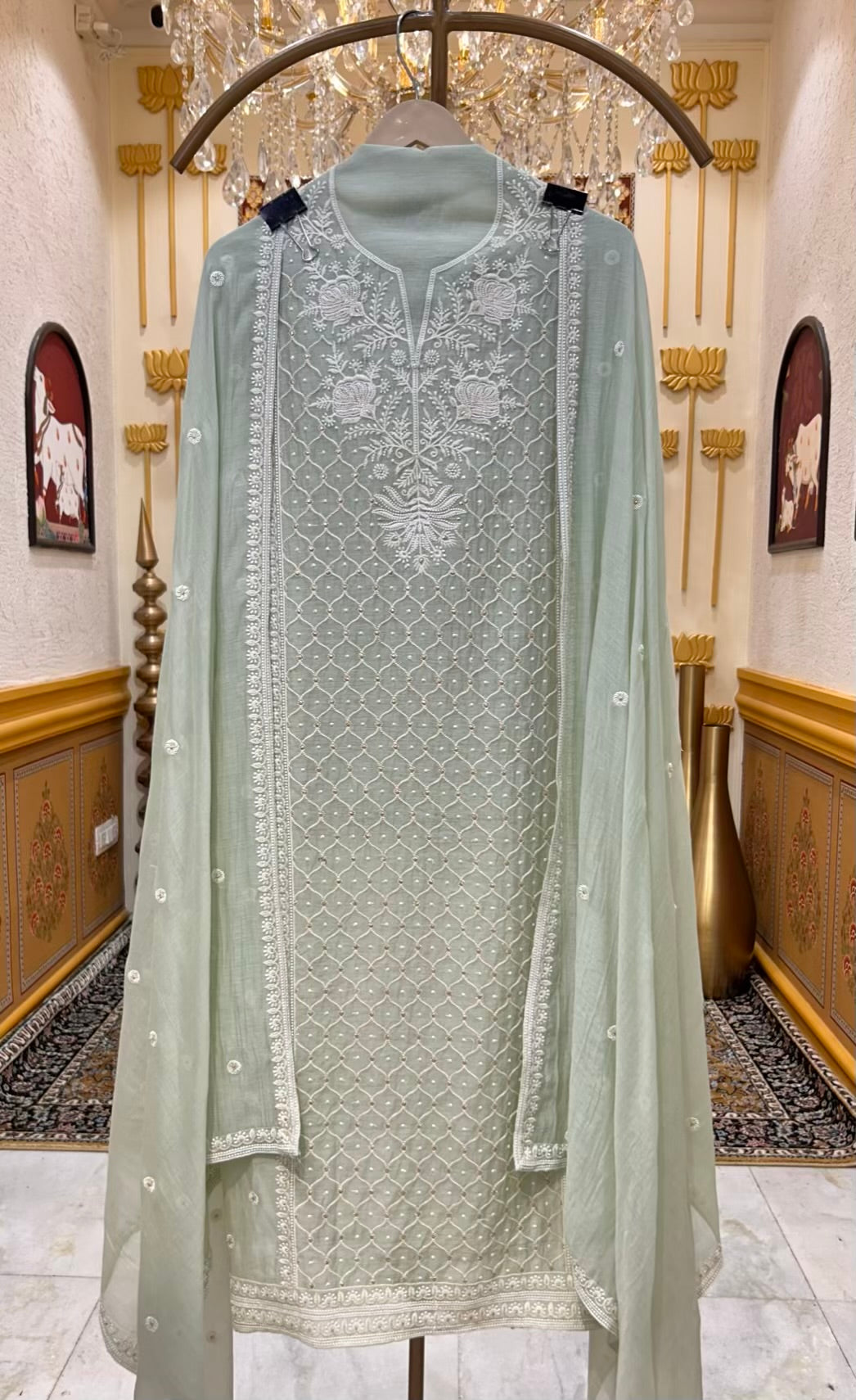 Kavira Zari Thread Chanderi Suit