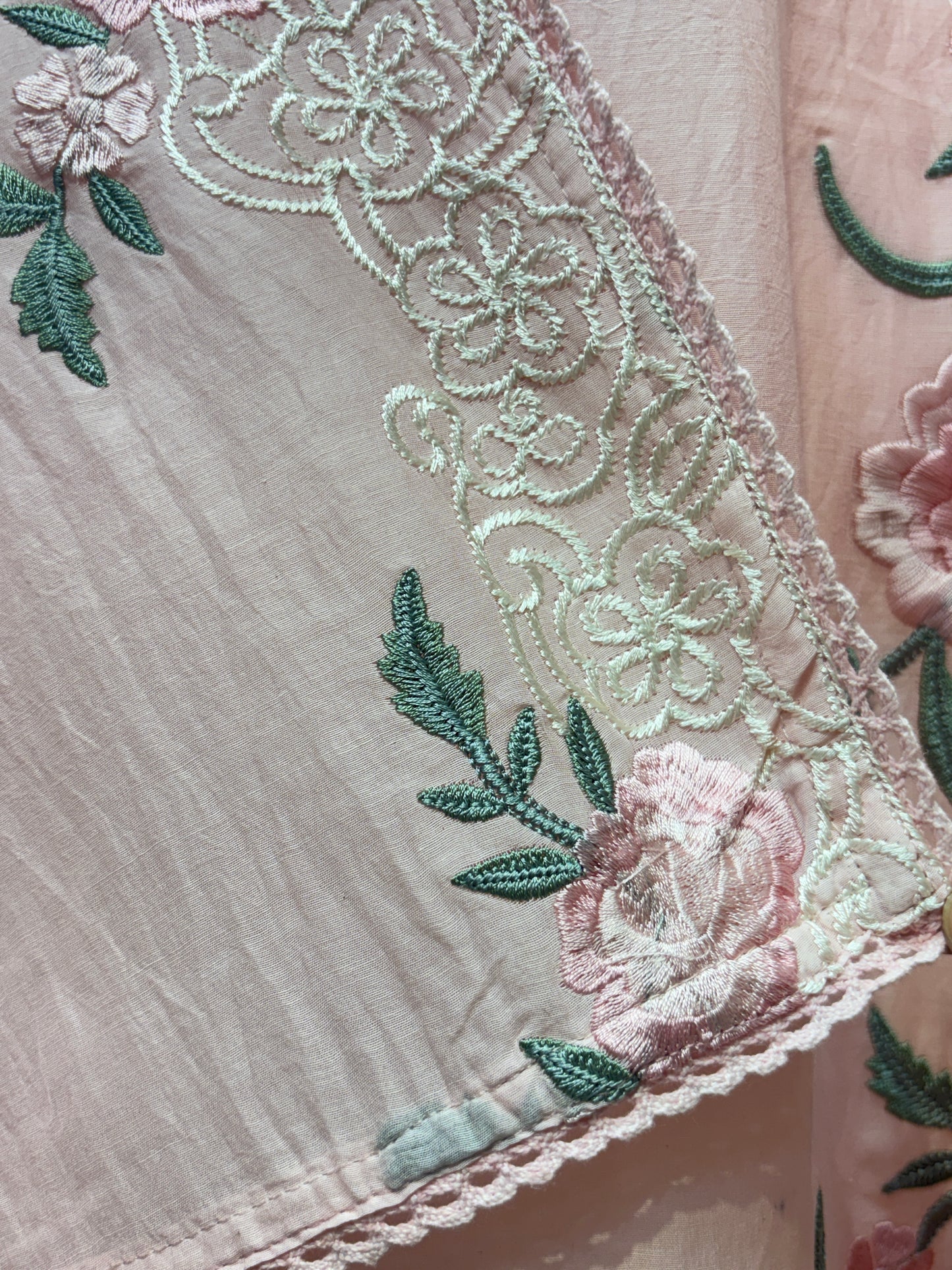 Noorza Thread Chanderi Suit
