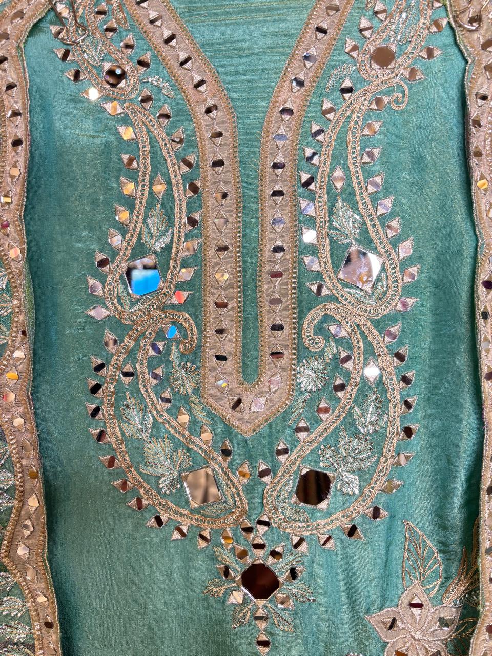 Noor-e-Aaina (Green)