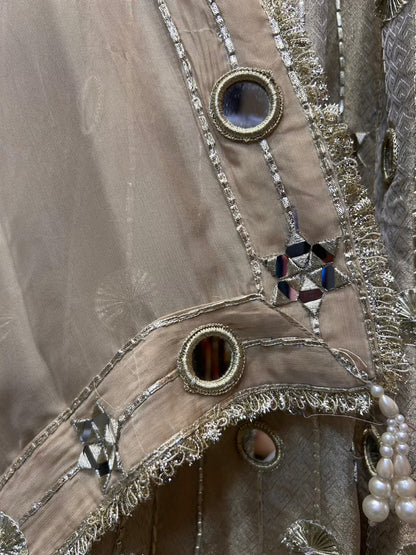 Zimal-é-Noor Anarkali