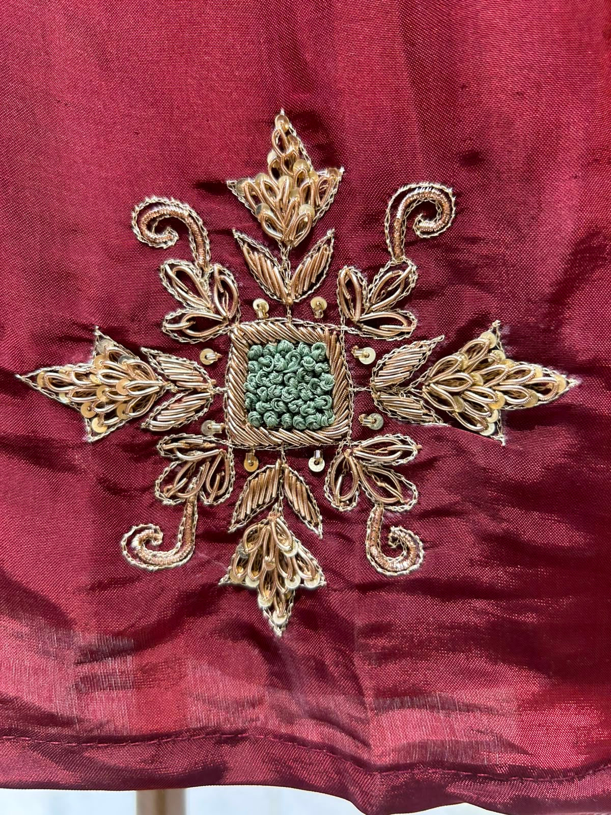 Raagini Royale Suit