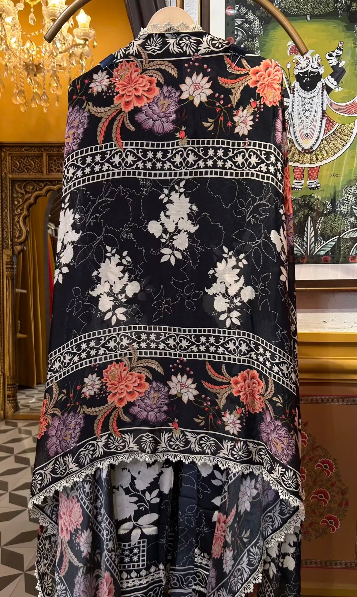 Liyana Crêpe Suit (Black)