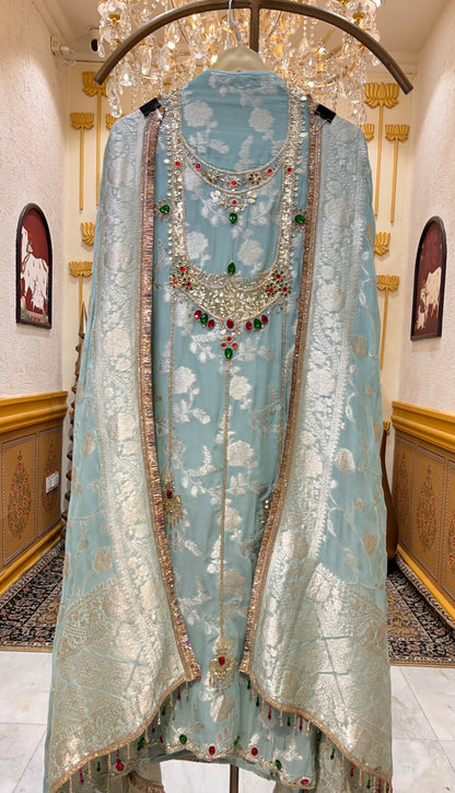Gulnaar Viraasat Suit