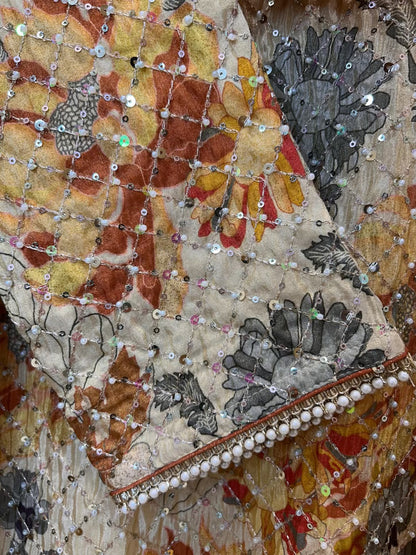 Merzara LumiGarara Suit (Ivory & Yellow)