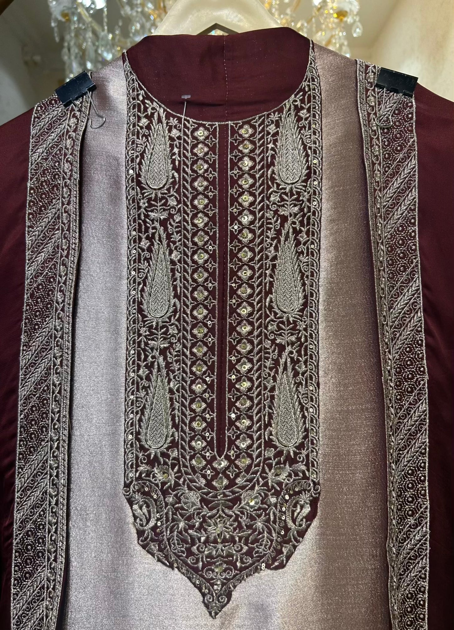 Aayra Zari Utsav Suit (Pink)