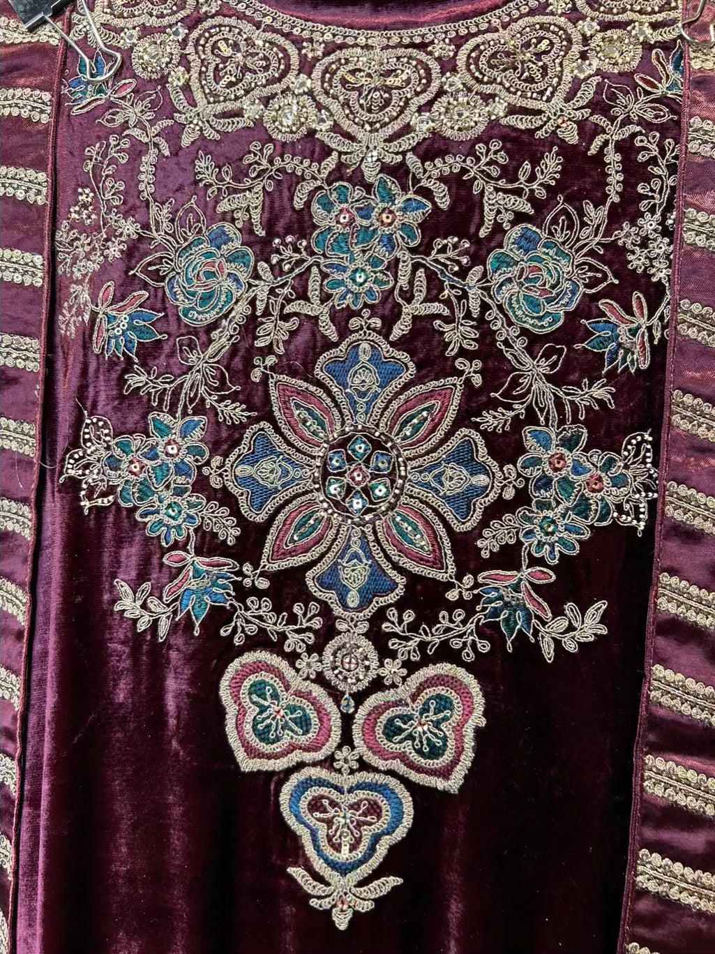 Zohraé-Velvet Suit (Wine)