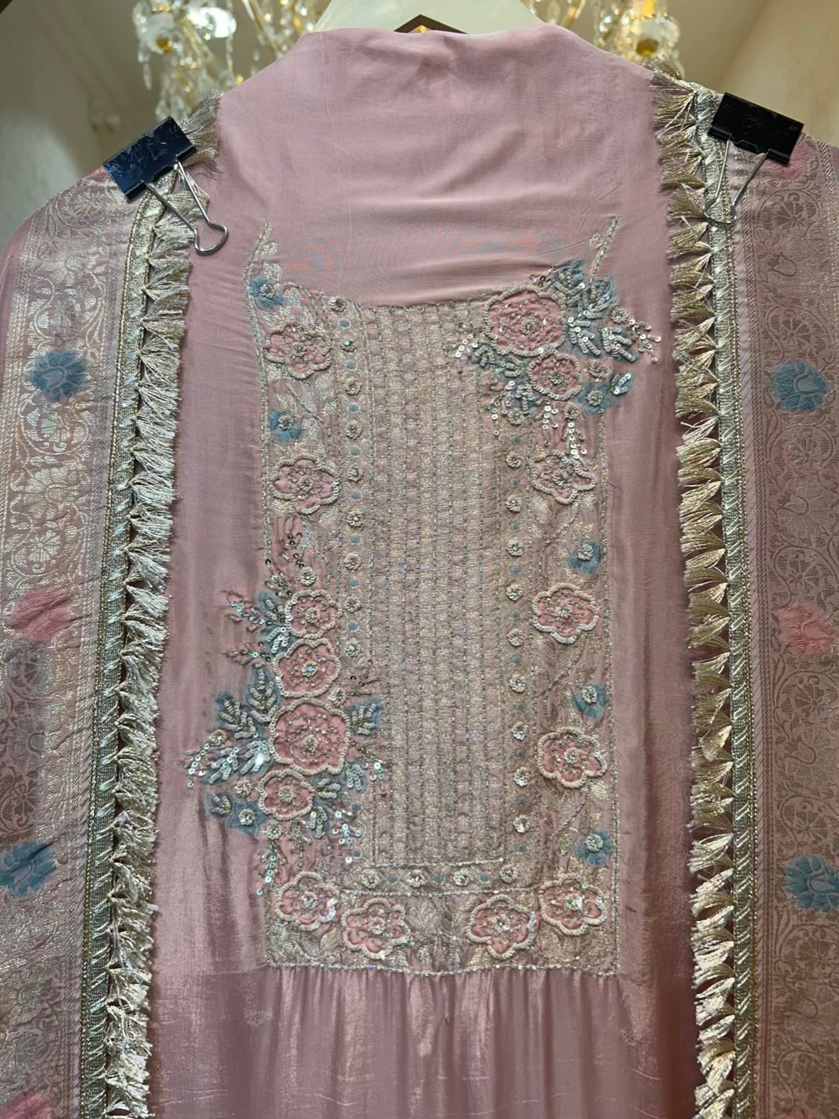 Zarvani Banarasi Heirloom Suit (Peach)