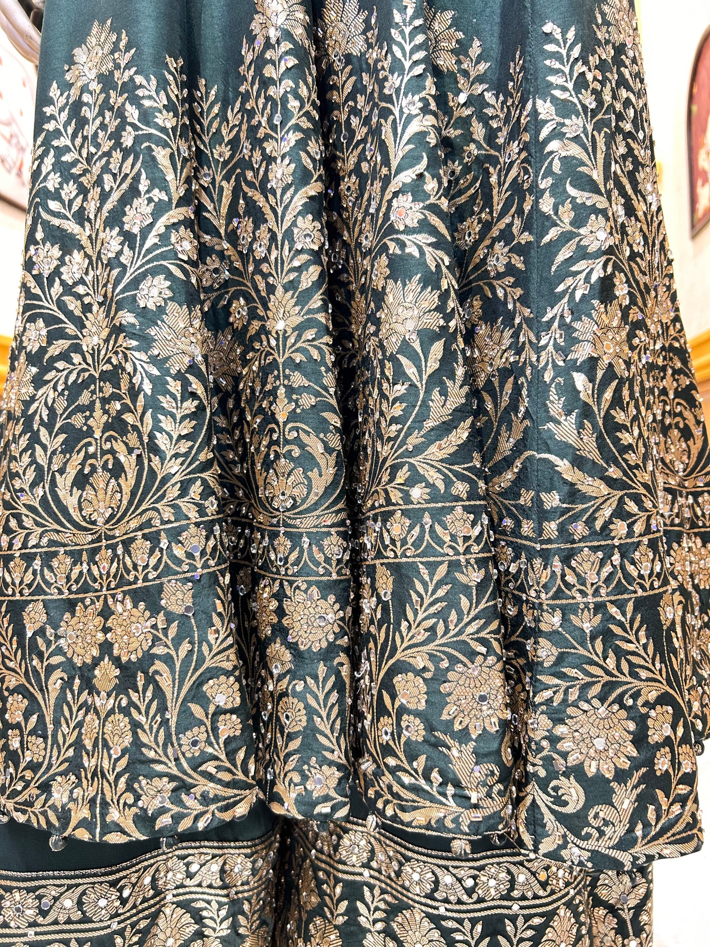 Rajsi Kashi Anarkali