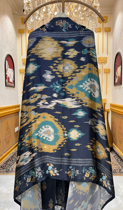 Satiné Pearl Bloom Suit