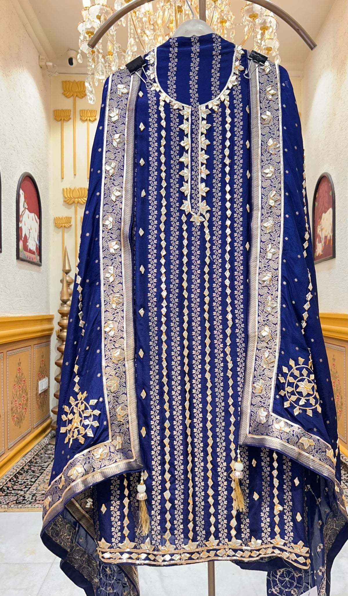 Zarbaft Suit