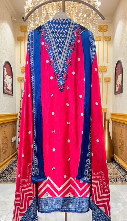 Naeyra Gajji Suit