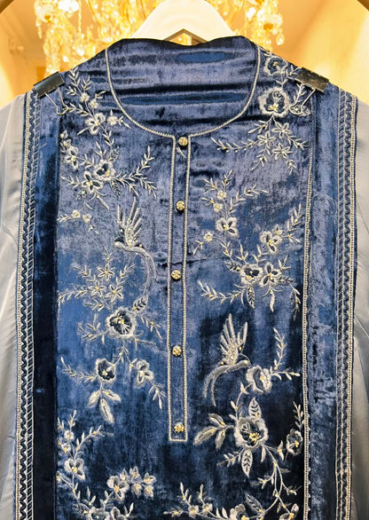 Zarvella Velvet Éclat Suit (Navy Blue)