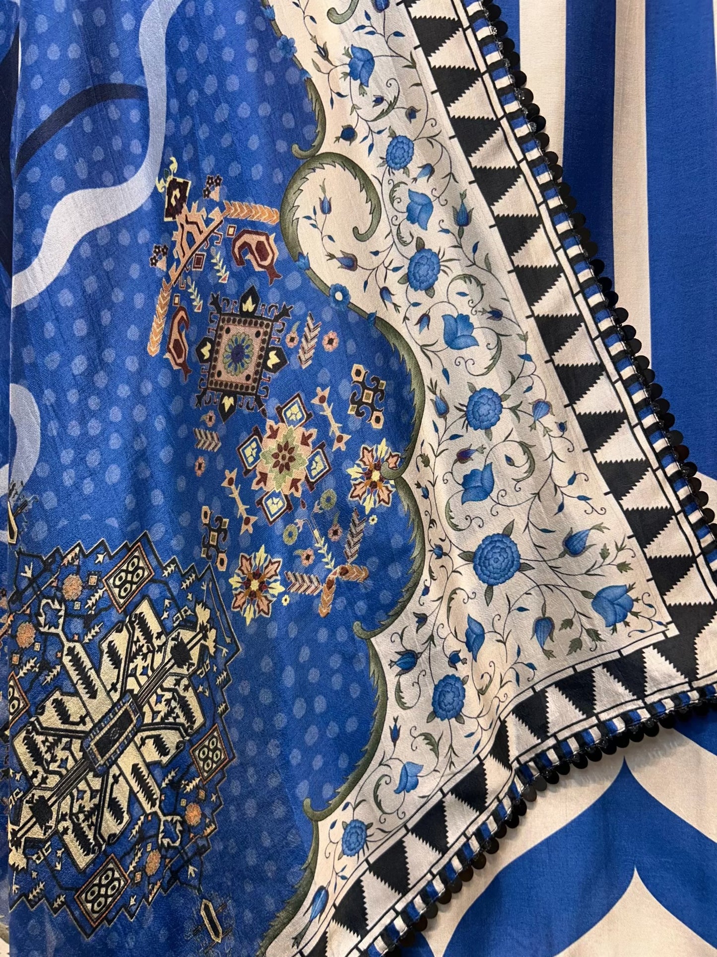 Mehira Silk Grace Suit (Blue)