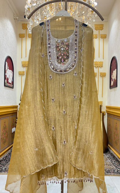 Aabroo Luxe Suit