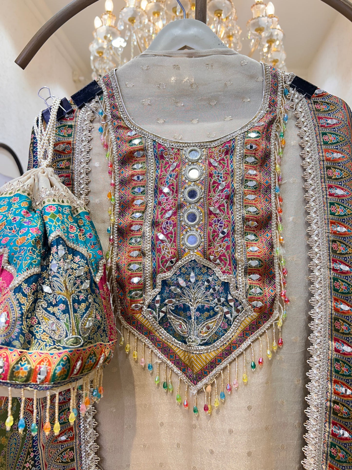 Meher Aaina Suit