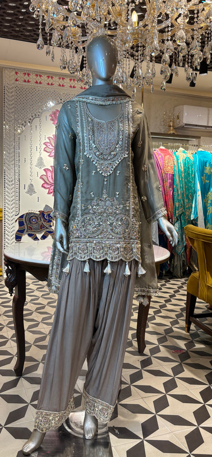 Adaa-e-Khaas Farshi Suit
