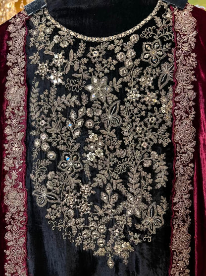Zareefa-é-Velvet Suit (Black)