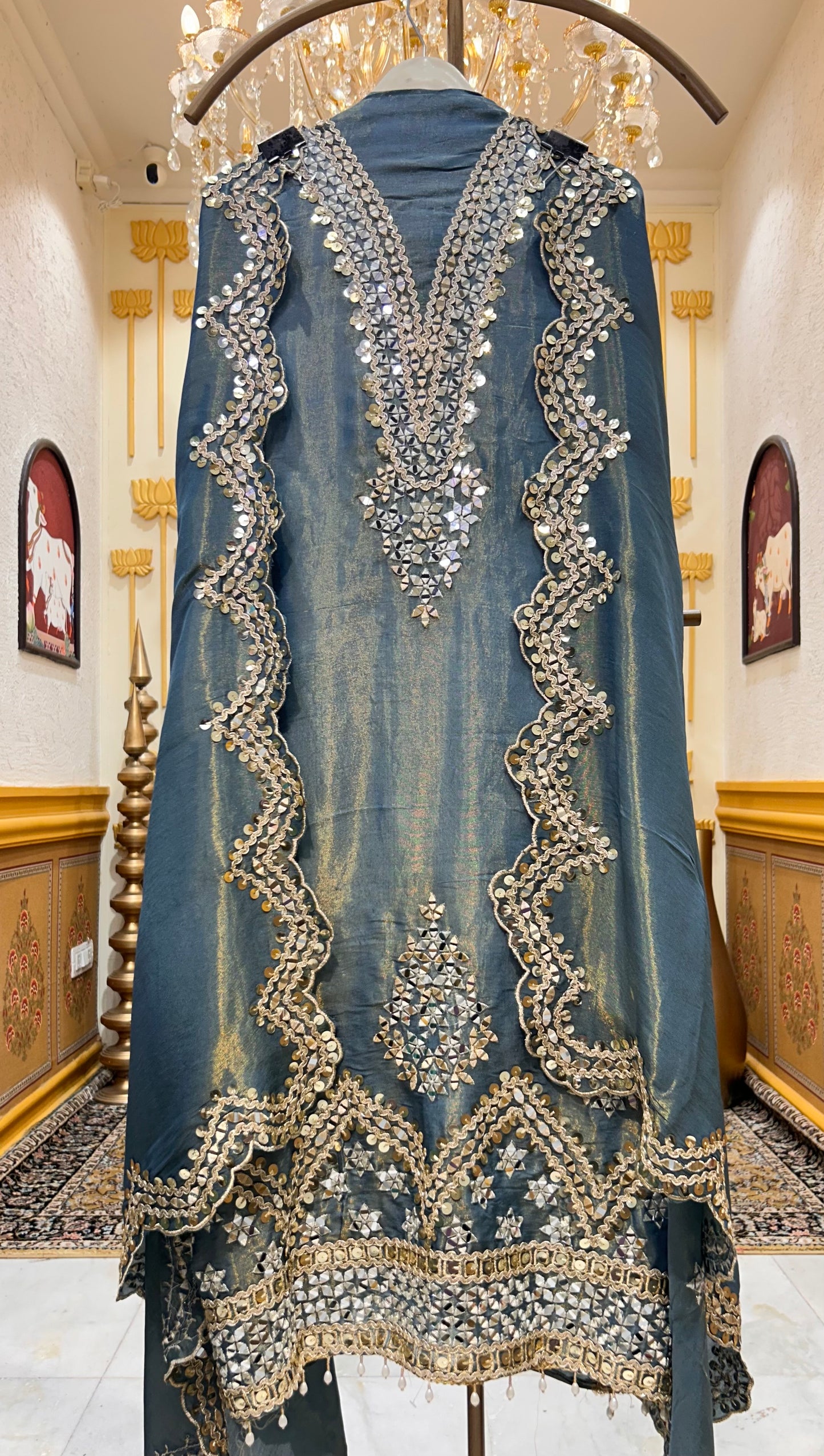 Azira Aaina Suit