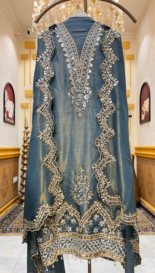 Azira Aaina Suit