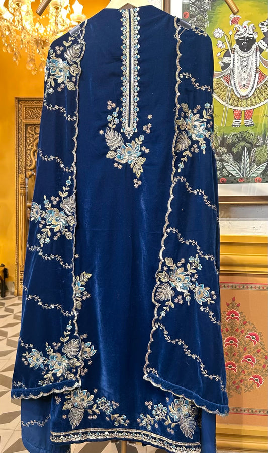 Nayab-é-Velour (Peacock Blue)