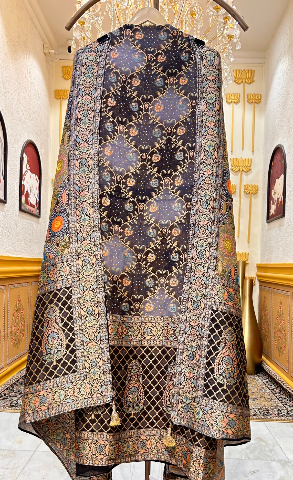 Rangleher Organza Suit