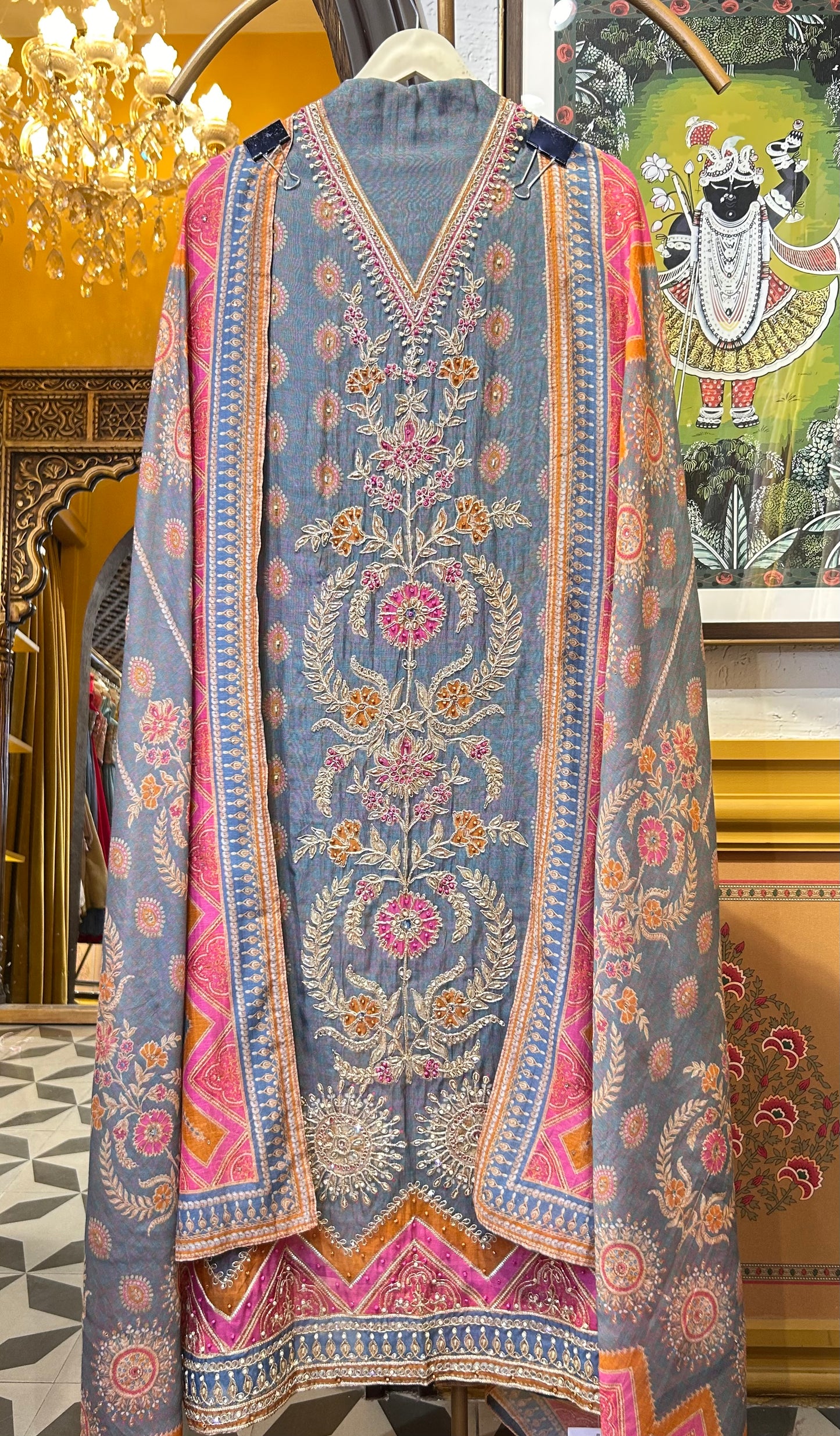 Florévique Pearl Suit