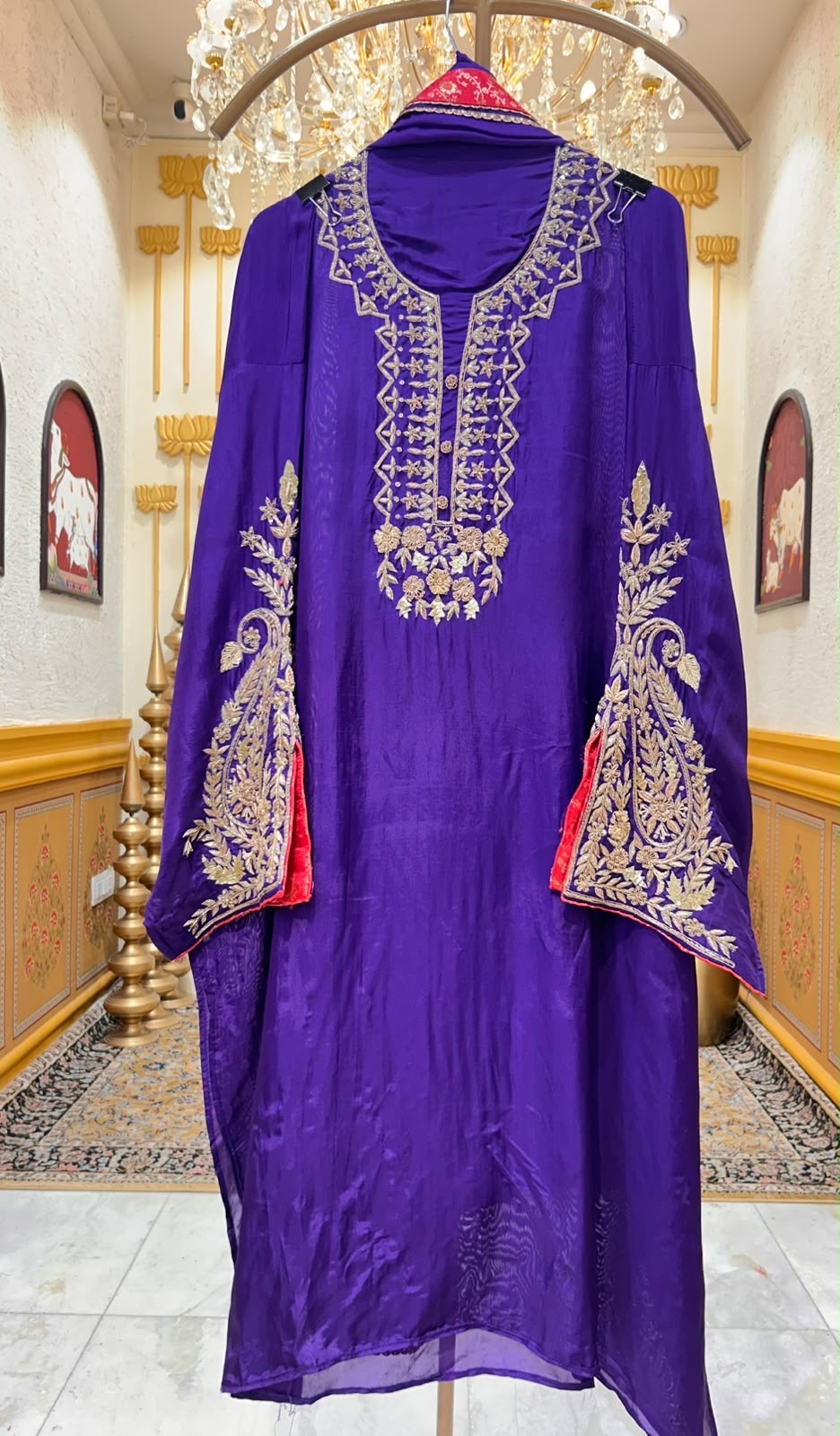 Noorvaani Silk Suit