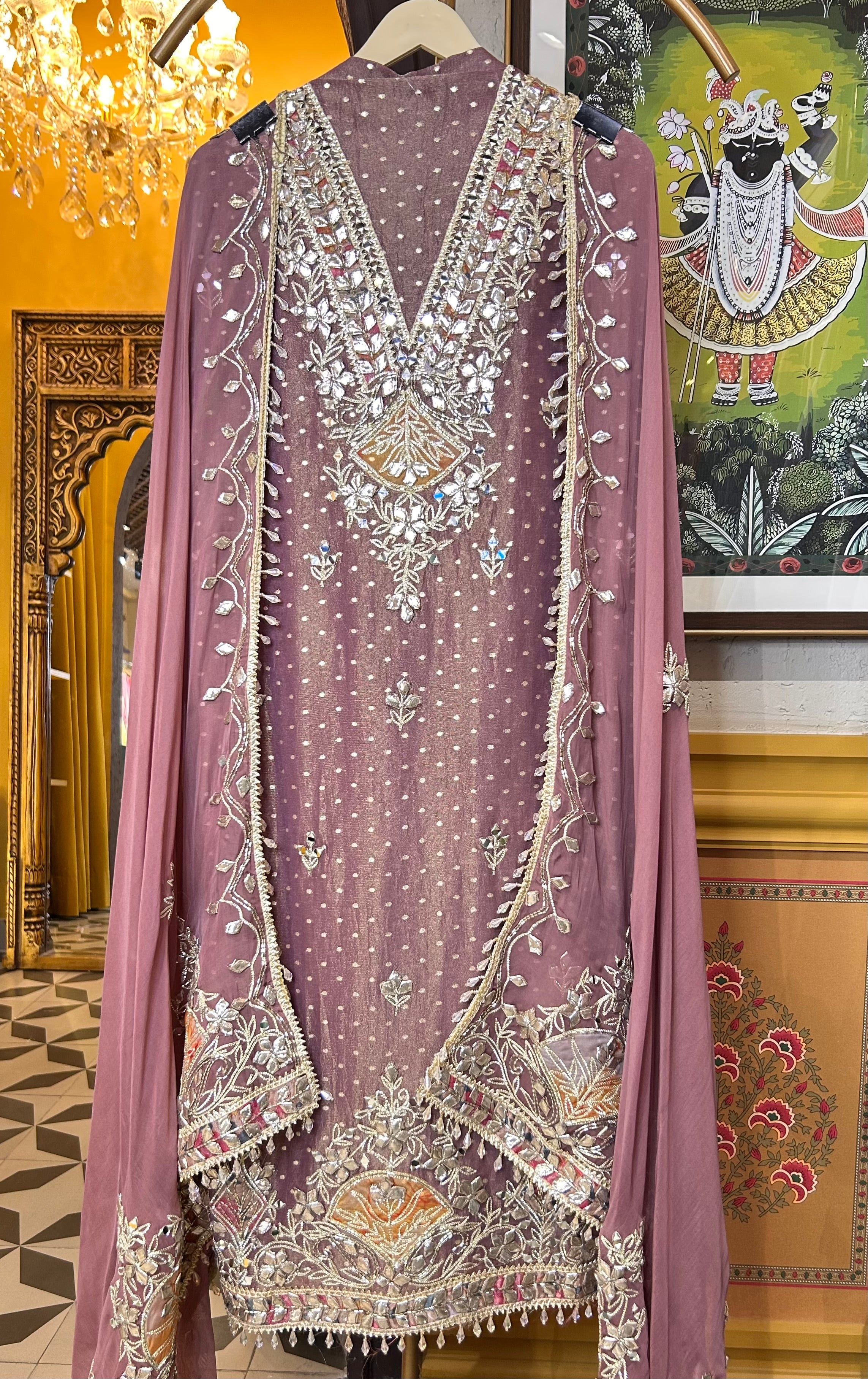 Chaand-e-Nazakat (Lavender)