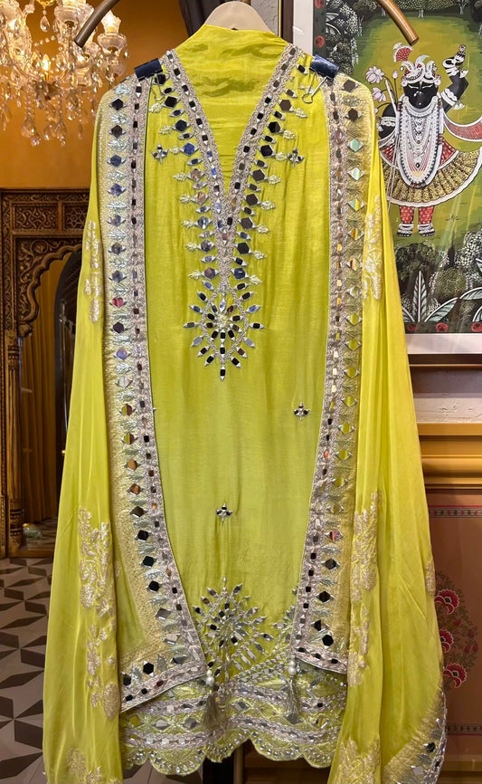 Aabroo-e-Aaina (Lemon Green)