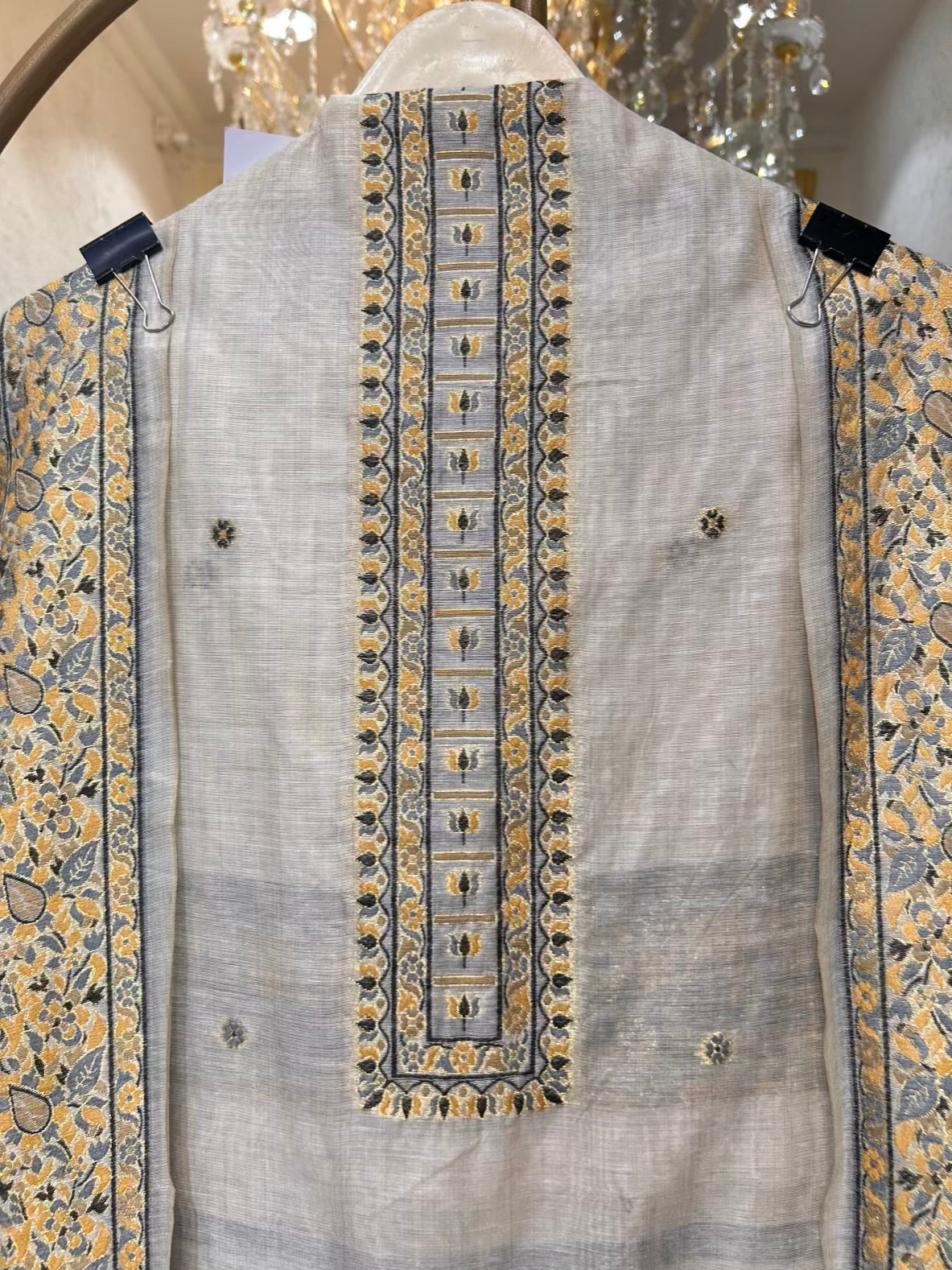 Ishmira Jamdhani Noor Suit (Beige & Black)