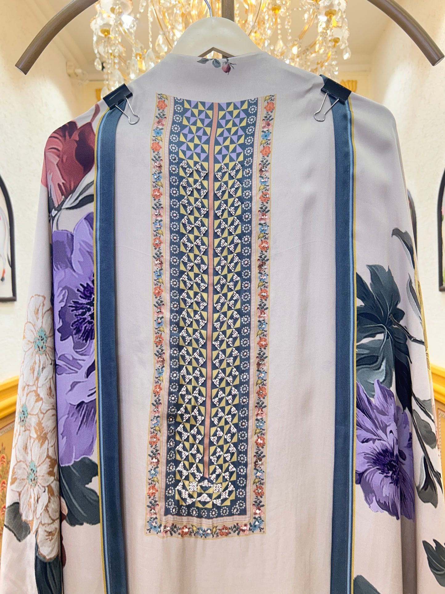 Satiné Floria Suit