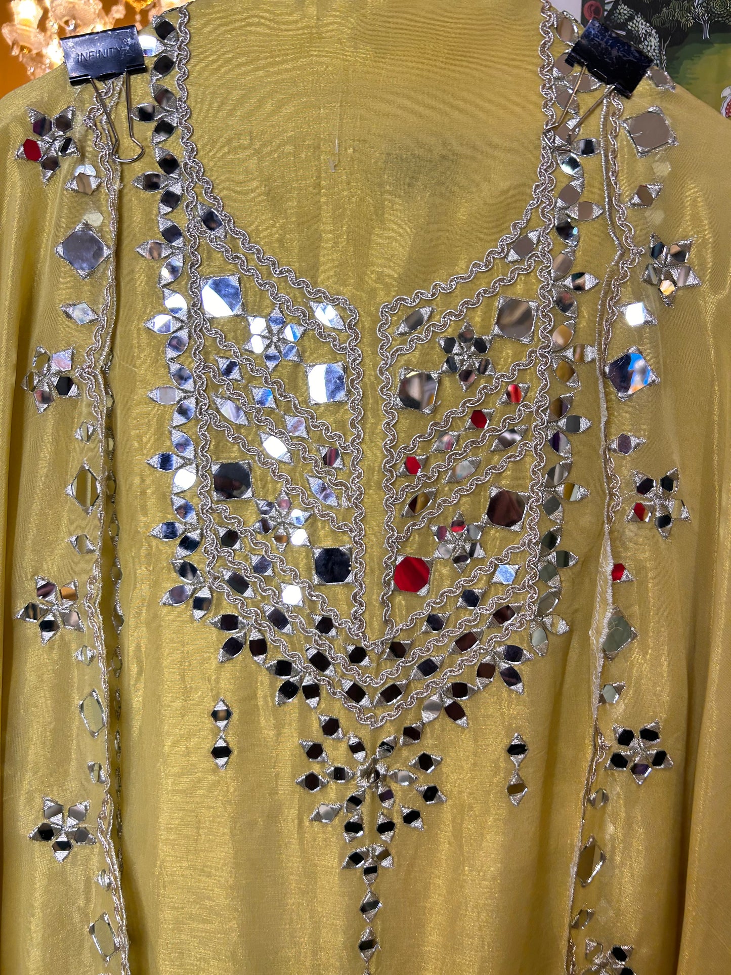 Aaina-e-Dori (Yellow)