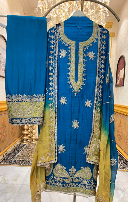 Sarvina Noor Dori Suit (Blue)