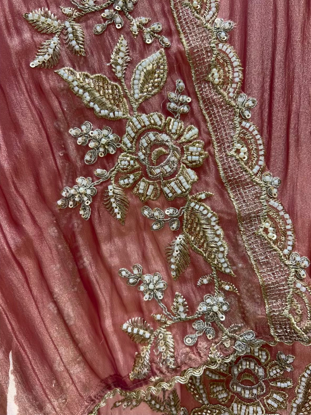Aarini Tissue Élan Suit (Pink)